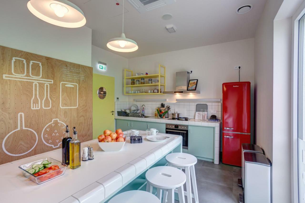 Meininger Hotel Heidelberg Hauptbahnhof 외부 사진