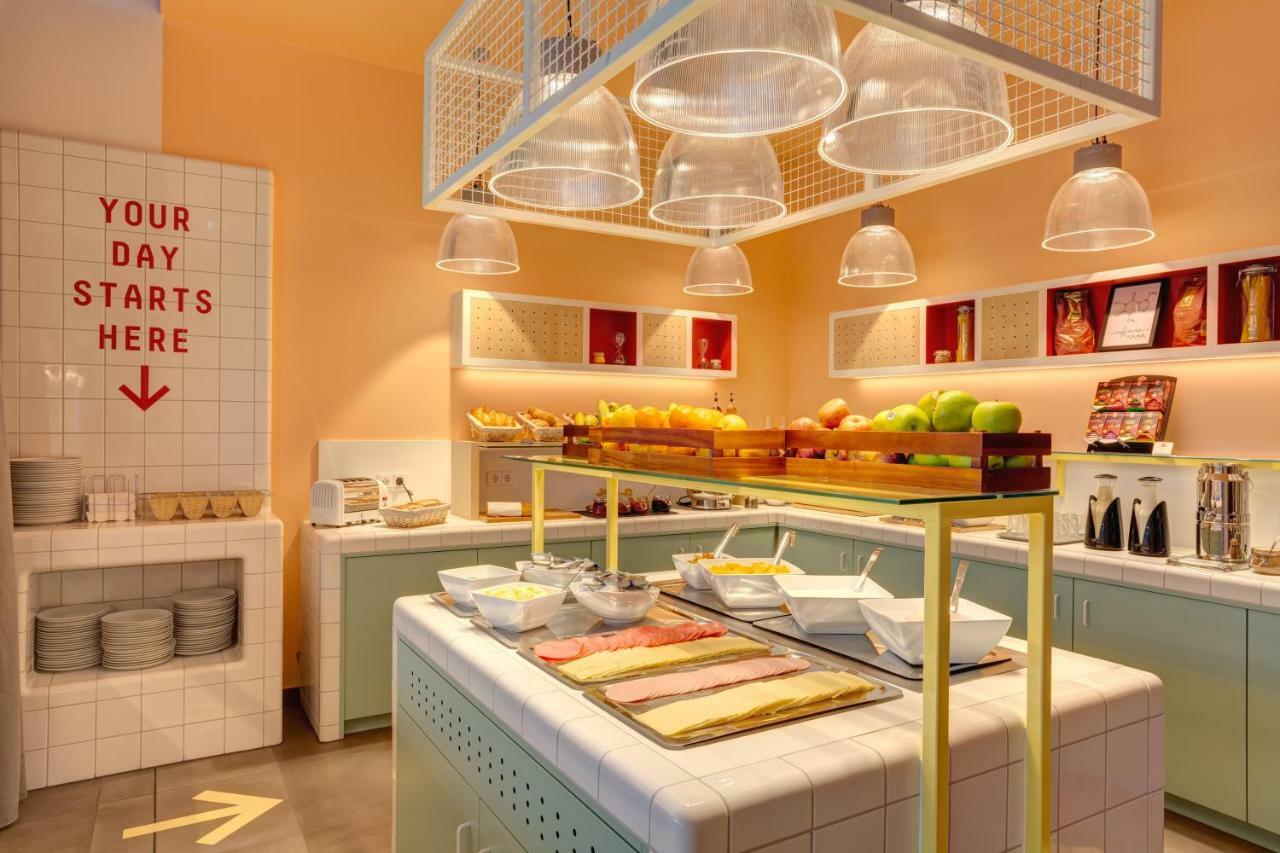 Meininger Hotel Heidelberg Hauptbahnhof 외부 사진